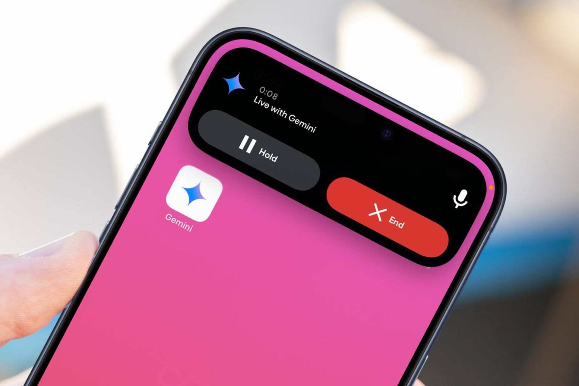 google-gemini-ai-ios-app-2-6735f844f9616c86fb482d4c-1 اپلیکیشن مستقل هوش مصنوعی گوگل جمنای روی آیفون